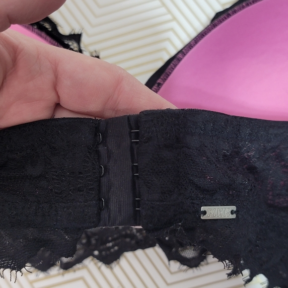 Victoria’s Secret PINK Women's Size Large Black Lace Bralette Lightly Lined Bra. - Picture 5 of 8